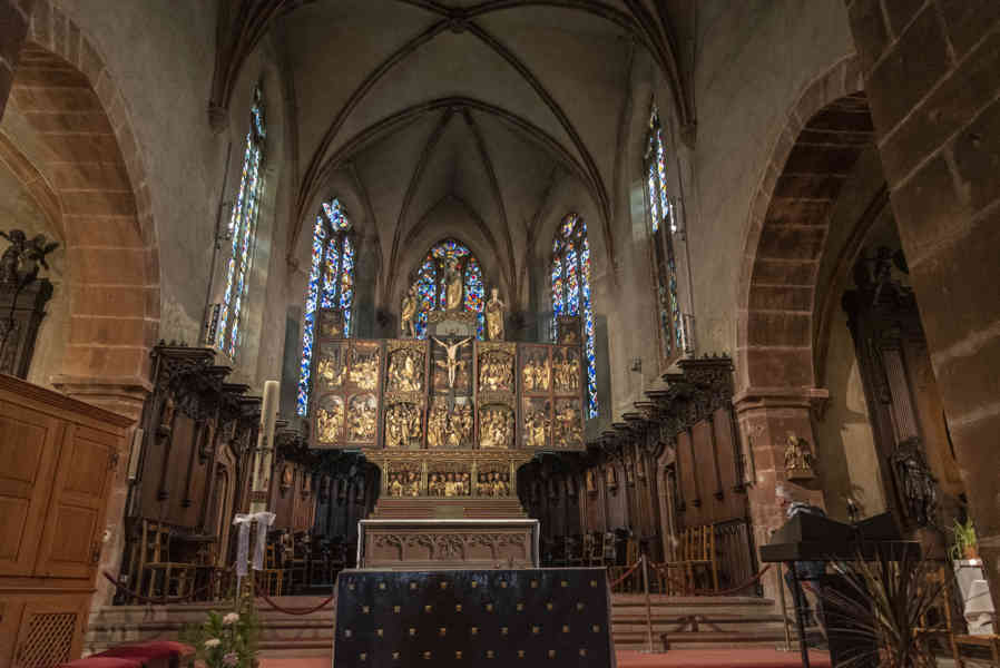 Francia - Alsacia 267 - Kaysersberg - iglesia de la Santa Cruz.jpg